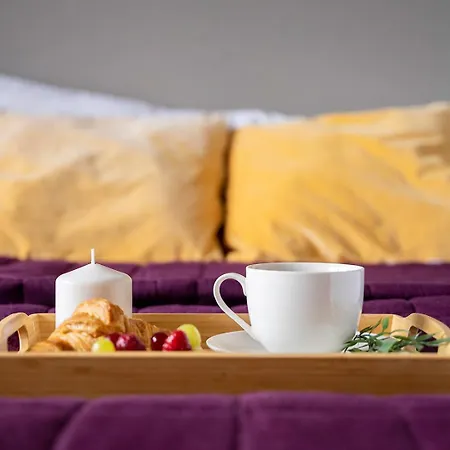 דירה Wola Tower - 60m2, Balcony With View, Parks Nearby - By Rentujemy *