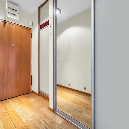 Appartement Wola Tower - 60m2, Balcony With View, Parks Nearby - By Rentujemy Warschau