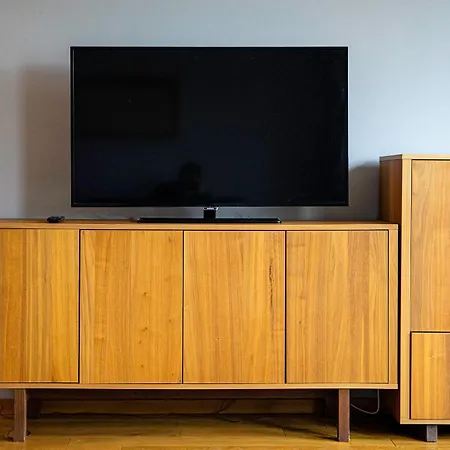 Appartement Wola Tower - 60m2, Balcony With View, Parks Nearby - By Rentujemy *