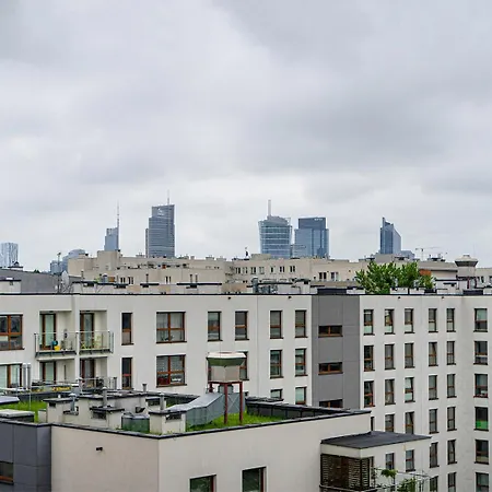 Wola Tower - 60m2, Balcony With View, Parks Nearby - By Rentujemy *